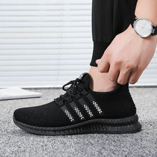 Load image into Gallery viewer, Men's Lightweight Running Shoes New Summer Comfortable And Breathable Sports Outdoor Fashion Sneakers Slip On Lightweight Athletic Fashion Casual Breathable Shoes For Walking Running Jogging

