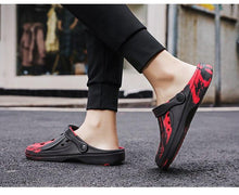 Load image into Gallery viewer, Men's Summer Hole Shoes Soft Rubber Lightweight Garden Clogs Couples Arch Support Clogs Garden Shoes Slip-on Outdoor Beach Slippers Mixed Colors Sandals
