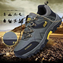 Load image into Gallery viewer, Men's Winter Snow Boots Waterproof Leather Sports Super Warm Men's Boots Outdoor Hiking Boots Work Travel Shoes Trail Climbing Shoes Lace Up Anti-Slip Waterproof Working Outdoor Boots
