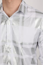 Load image into Gallery viewer, Mens Modern Fit Stretch Foiled White Long Sleeve Shirt
