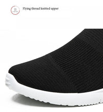Load image into Gallery viewer, Mens Light Running Shoes Jogging Breathable Sneakers Slip Casual Couple Shoes Outdoor Walking Footwear Non-Slip Running Mesh Workout Casual Sports Shoes
