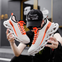 Load image into Gallery viewer, Mens Modern Sneakers Autumn Breathable Black Trendy Sneakers Men Walking Casual Light Sports Men's Running Sneakers Non Slip Athletic Tennis Sneakers
