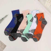 Load image into Gallery viewer, Men's Padded Ankle Socks - 6 Pairs of Performance Sports Running Socks for All-Day Comfort
