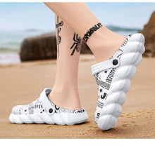 Load image into Gallery viewer, Mens Slippers Summer Flip Flops Sandals Fitness Fashion Garden Clogs Classic Mules Anti-Skid Rubber Sole Slip On Summer Mens Clogs
