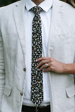 Load image into Gallery viewer, Midnight Floral - Men's Tie
