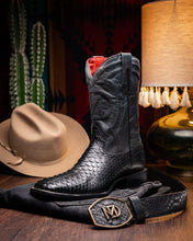 Load image into Gallery viewer, Missouri Black
