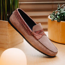 Load image into Gallery viewer, 31-160-CDY MONZA Sueded Calfskin with Crocodile Driver Candy
