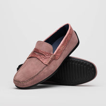Load image into Gallery viewer, 31-160-CDY MONZA Sueded Calfskin with Crocodile Driver Candy
