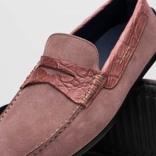 Load image into Gallery viewer, 31-160-CDY MONZA Sueded Calfskin with Crocodile Driver Candy
