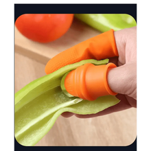 Load image into Gallery viewer, Multi-Functional 1 Set Silicone Finger Protector With Blade For Fruits Vegetable Thumb Knife Finger Guard Kitchen Accessories
