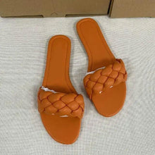 Load image into Gallery viewer, New 2021 Summer Sandals Flat Bottom Fashion Women Slides Sandals slipper -  Outdoor designer shoes for women
