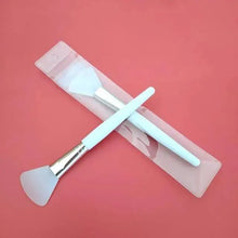 Load image into Gallery viewer, New Elegance Professional Silicone Mask Brush  Home Salon Silicone Facial Mud Mixing Brush For Skin Care Reusable Cosmetic Tool
