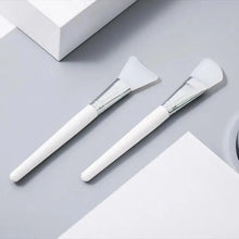 Load image into Gallery viewer, New Elegance Professional Silicone Mask Brush  Home Salon Silicone Facial Mud Mixing Brush For Skin Care Reusable Cosmetic Tool
