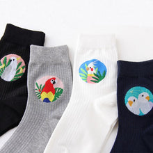 Load image into Gallery viewer, New Fashion Owl Bird Parrot Pattern Jacquard Socks Unisex Cute Animals Socks Harajuku Kawaii Design Art Combed Out Of Pure Cotton Crew Socks For Men And Women

