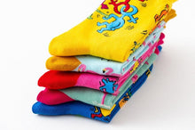 Load image into Gallery viewer, New Fashion Pure Soft Cotton Cartoon Animals Casual Socks Loving Heart Flamingo Women Cute Funny Short Ankle Socks For Men And Women
