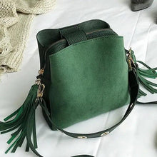 Load image into Gallery viewer, New Fashionable Scrub Women Bucket Bag Vintage Tassel Messenger Bag High Quality Shoulder Bag Simple Crossbody Bag For Females
