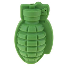 Load image into Gallery viewer, New Incredible Gun Bullet Skull Ice Cube Maker Bullet Ice Cube Tray Chocolate Mold Home Bar Accessories Whiskey Wine Ice Cream Tool
