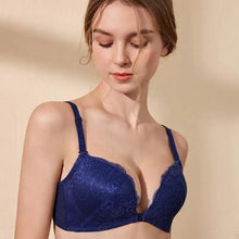 Load image into Gallery viewer, New Luxurious Lace Floral Wireless Bras For Women Front Closure Bras Plus Size Bralette Comfortable  Adjusted Push Up Bra
