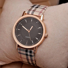 Load image into Gallery viewer, New Luxury Fashion Quartz Ladies Watch Plaid Clock Rose Gold Dial Dress Casual Wristwatch Analog Quartz Watches For Women Fashion Casual Wrist Watch Elegant Dress Watch For Womens
