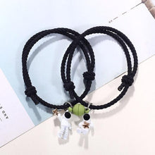 Load image into Gallery viewer, New Magnet Couple Bracelet Star Astronaut Paired Bracelet Attractive Fashion Star Magnetic Bracelets For Couples Jewelry Gifts Set For Couple Bestfriend Girlfriend Boyfriend Women Men
