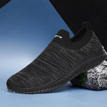Load image into Gallery viewer, New Men Sneakers Light Fashion Casual Shoes Slip-On Comfortable Women Pink Couple Shoes Outdoor Walking Footwear Non-Slip Running Climbing Shoes Sneakers
