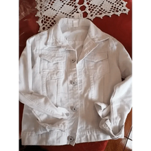 Load image into Gallery viewer, New Stunning Long Sleeve Winter Slim White Black Jeans Top For Women Solid Denim Jacket Women Short Overcoat For Ladies
