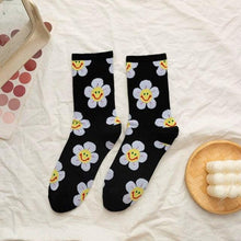 Load image into Gallery viewer, New Style Cartoon Flower Women Socks Kawaii Socks Breathable Spring Autumn Casual Socks Beautiful Girls Socks For Women
