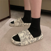 Load image into Gallery viewer, New Stylish Sandals Slip-Proof Thick-Soled Indoor Outdoor Slippers Men Flip Flops House Sleepers House Shoes Non-Slip Bath Shower Shoes Platform Slides Quick Dry Slippers
