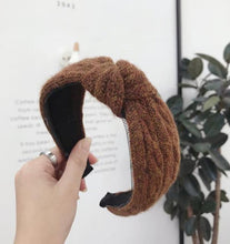 Load image into Gallery viewer, New Winter Knitted Headband Women Warm Handmade Hairband Girls Fashion Solid Turban Center Knot Casual Gorgeous Hair Accessories For Women
