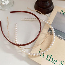 Load image into Gallery viewer, New Women Elegant Full Pearls Simple Hairbands Sweet Headband Hair Hoops Holder Ornament Head Band Lady Fashion Hair Accessories
