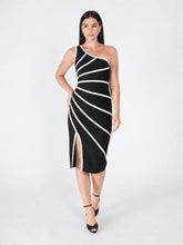 Load image into Gallery viewer, One Side Sleeve Bottom Slit Dress

