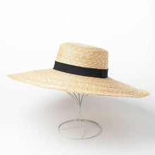 Load image into Gallery viewer, Oversized Big Modern Straw Hats For Women Summer Large Brim Sun Hat Luxury Beach Hat UV Protection Comfortable Hat For Party Summer Accessories
