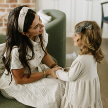 Load image into Gallery viewer, Parchment Tweed - Knotted Headband
