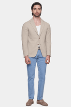 Load image into Gallery viewer, The Classic Jean (Lightwash)
