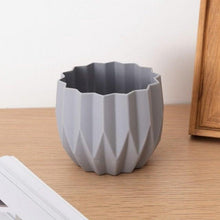 Load image into Gallery viewer, Plastic Vases Anti-ceramic Unbreakable Basket Imitation Rattan Flower Vase For Home Décor Desktop Decoration Living Room Office or Bookshelf
