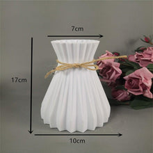 Load image into Gallery viewer, Plastic Vases Anti-ceramic Unbreakable Basket Imitation Rattan Flower Vase For Home Décor Desktop Decoration Living Room Office or Bookshelf
