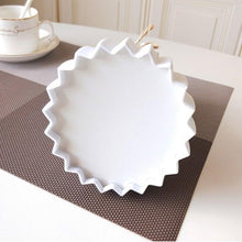 Load image into Gallery viewer, Plastic Vases Anti-ceramic Unbreakable Basket Imitation Rattan Flower Vase For Home Décor Desktop Decoration Living Room Office or Bookshelf
