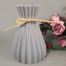 Load image into Gallery viewer, Plastic Vases Anti-ceramic Unbreakable Basket Imitation Rattan Flower Vase For Home Décor Desktop Decoration Living Room Office or Bookshelf
