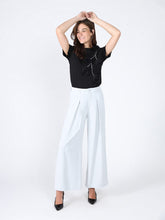 Load image into Gallery viewer, Pleated Wide Leg Pants
