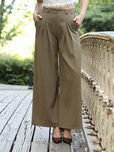 Load image into Gallery viewer, Pleated Wide Leg Pants
