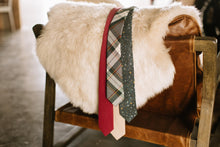 Load image into Gallery viewer, Spruce Plaid - Men's Pre-tied Bow Tie
