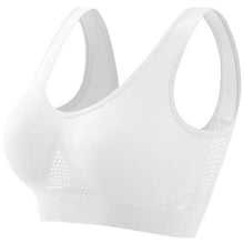 Load image into Gallery viewer, Plus Size Women's Push-Up Sports Bra - Perfect for Running &amp; Yoga
