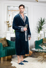 Load image into Gallery viewer, Cozy Mens Plush Robes – Built for Comfort, Designed to Last
