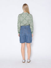 Load image into Gallery viewer, Printed Long Sleeved Button-Down Top
