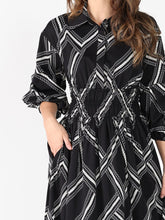 Load image into Gallery viewer, Printed shirt collar elastic waist dress
