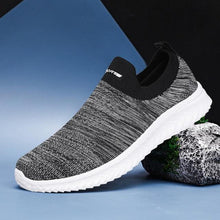 Load image into Gallery viewer, New Men Sneakers Light Fashion Casual Shoes Slip-On Comfortable Women Pink Couple Shoes Outdoor Walking Footwear Non-Slip Running Climbing Shoes Sneakers
