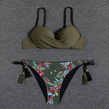 Load image into Gallery viewer, Push Up Bikinis 2022 New Swimwear Women's Bikini Swimsuits Floral Printed Bathing Suits for Women 2 Piece Bikini Women Floral Print Bikini Sets Swimsuit Beach Wear Bathing Suit Female  Two Pieces
