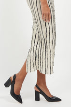 Load image into Gallery viewer, Daphne Leather Slingback Pump Black
