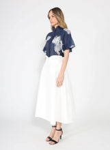 Load image into Gallery viewer, Puff sleeve embroidered organza top
