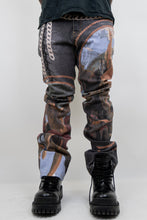 Load image into Gallery viewer, RM202SK - Graphic Printed Stacked Jeans

